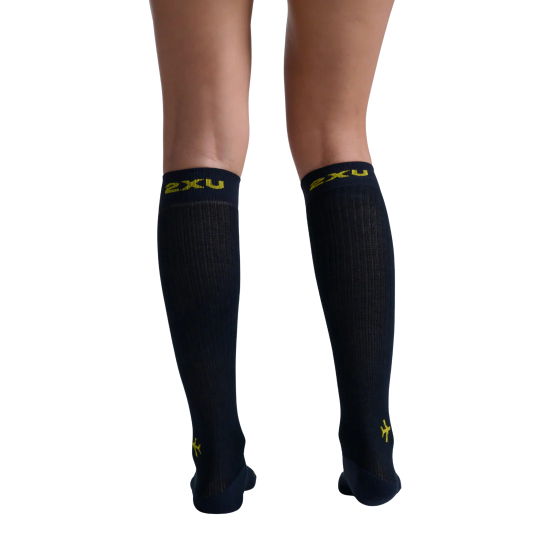 2XU - Flight Compression Socks - Black/Yellow - Image 4