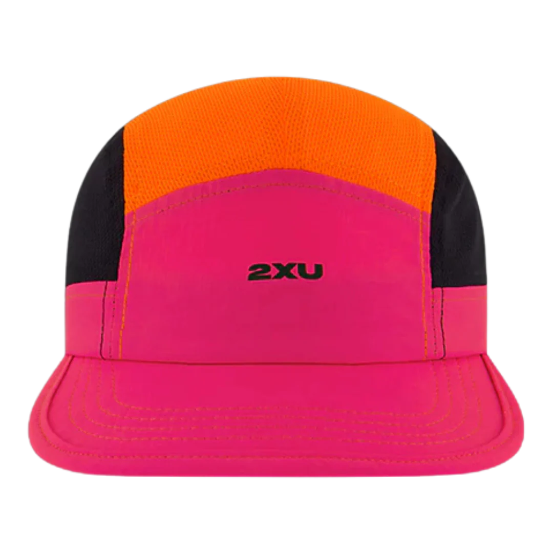 2XU - Light Speed Small Cap - Fuchsia/Black - Image 2