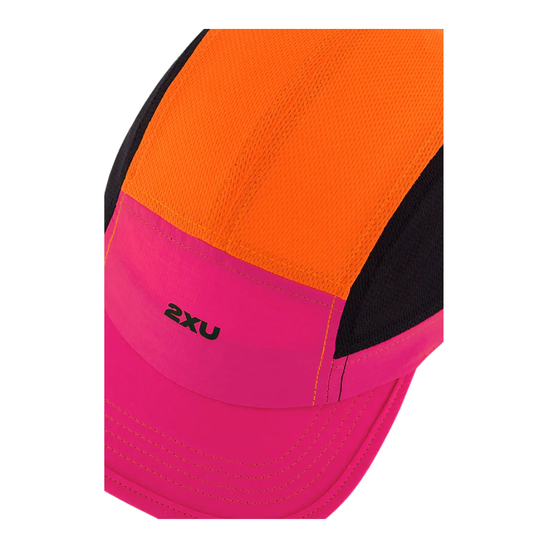 2XU - Light Speed Small Cap - Fuchsia/Black - Image 4