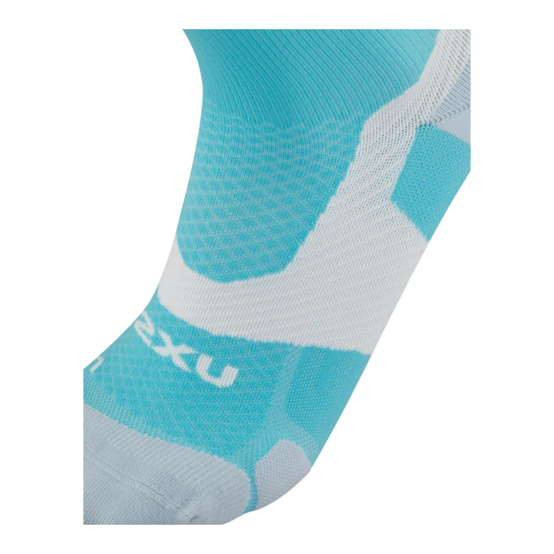 2XU - Vectr Light Cushion Crew Socks - Moonstone/Black - Image 3